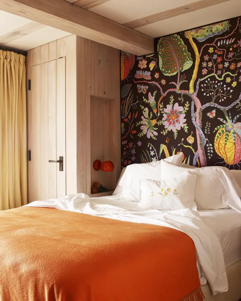 Mixing Orange with Earthy Tones