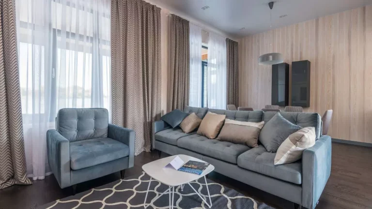 Modern Curtain Designs for Living Room