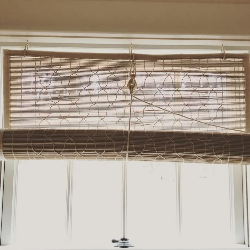 Boho-Inspired Blinds with Macramé