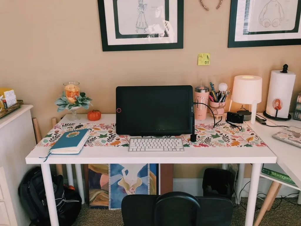 orner Desk Setup