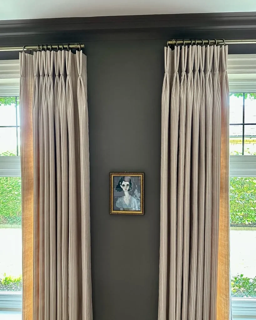 Curtains with Bold Stripes for a Modern Twist