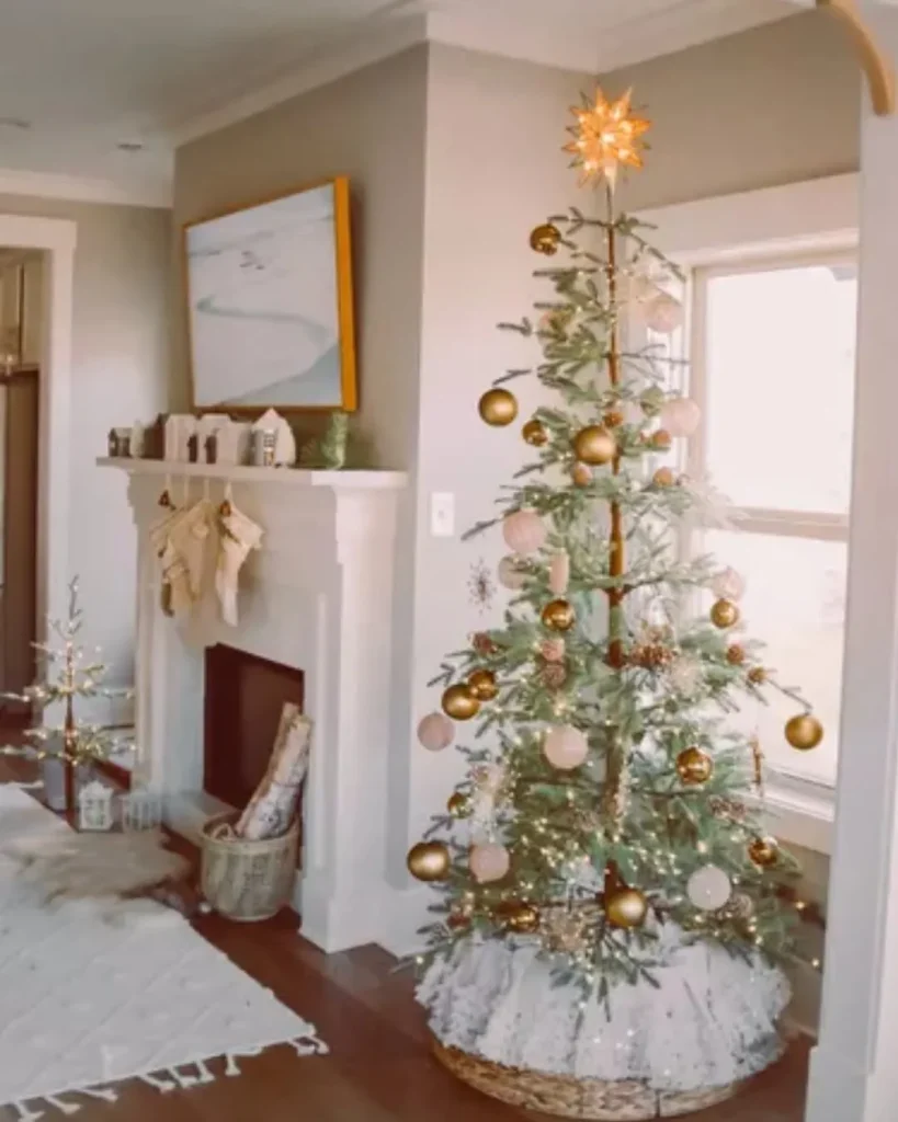 Minimalist Holiday Style