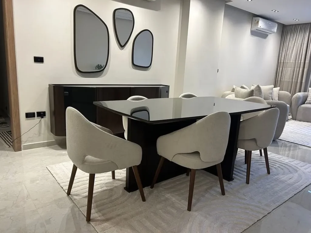 Mirrored Elegance
