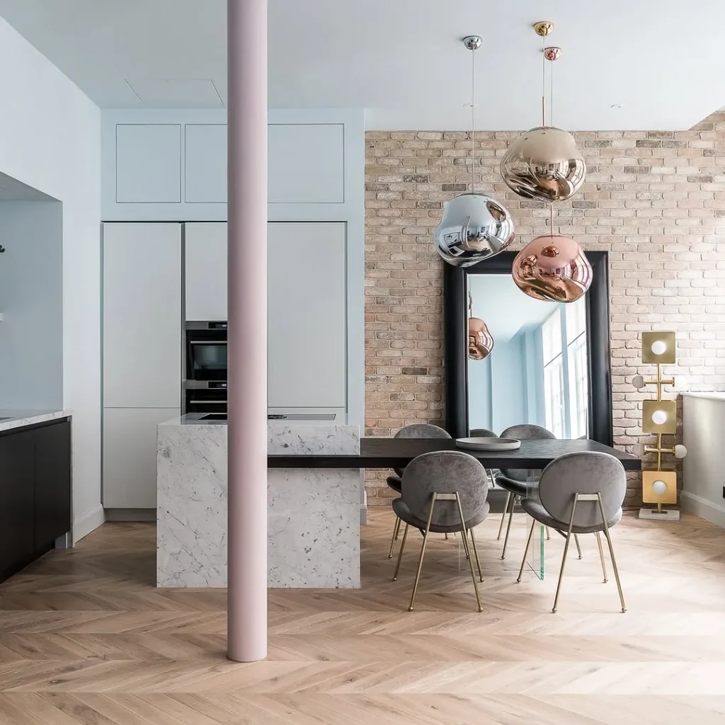 Small-Space Corner Combo