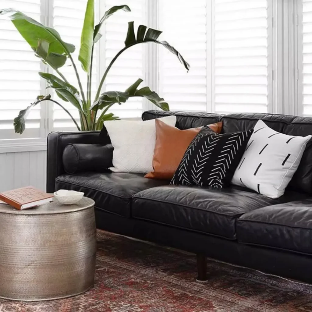 Layer with Neutral Tones