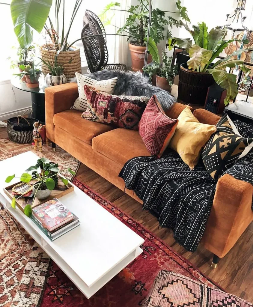 Mix Orange with Green for a Natural Touch