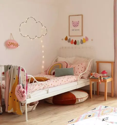 Themed Bedding and Rugs