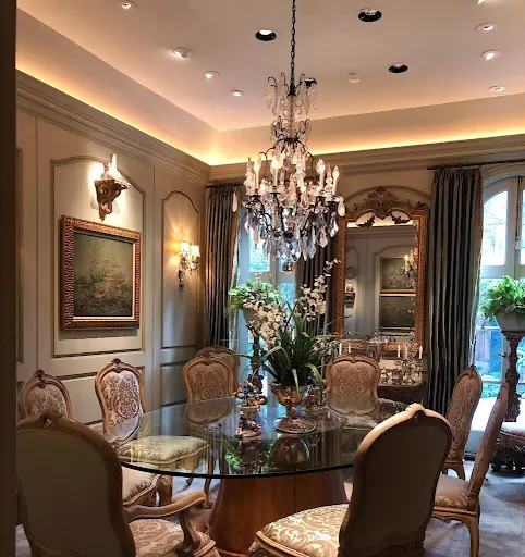 Dimmable Cove or Soffit Lighting