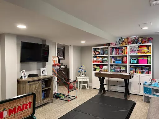 Zone the Space with Furniture Layout