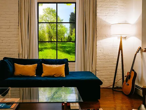Illusion Windows and Faux Frames