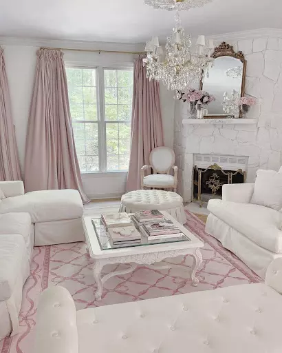 Layer Curtains from Ceiling to Floor